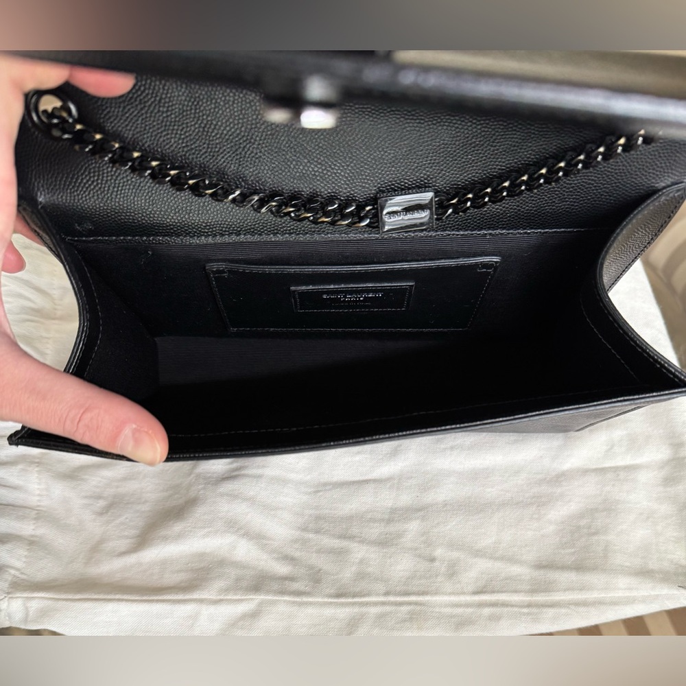 Saint Laurent YSL Medium Grain De Poudre Embossed Leather Black Shoulder Bag - Picture 12 of 16